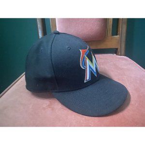 Miami Marlins  Baseball Hat Mens 7 3/8 New Era Authentic Collection Blac…